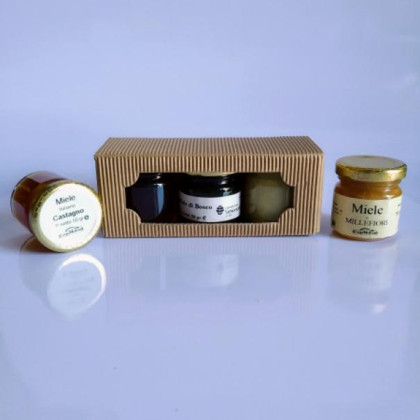 Scatoletta in cartoncino marrone per 3 vasetti da 50 grammi di miele frontale